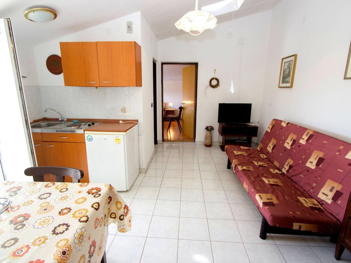 Apartments Tin ロヴィニ 部屋 写真