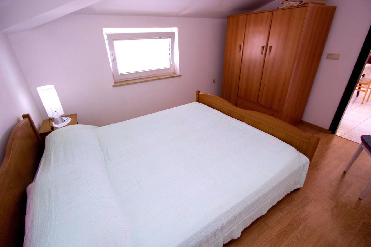 Apartments Tin ロヴィニ 部屋 写真